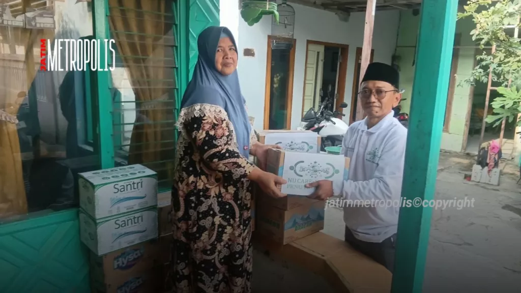 Dokumentasi Pemberian Bantuan Oleh LAZISNU PRNU Pagerwojo Perak Jombang
