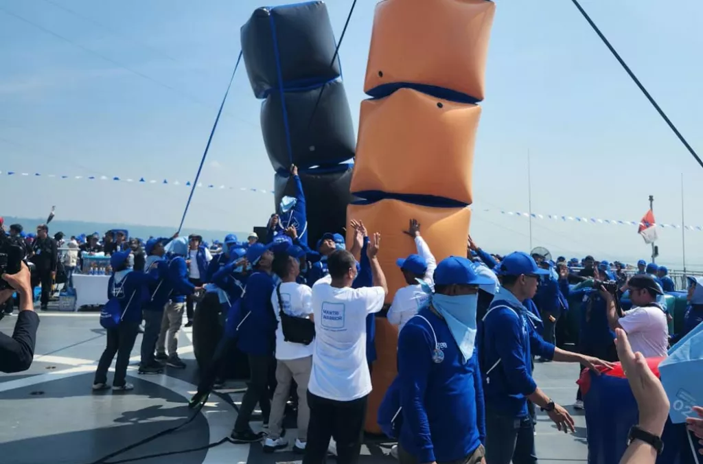 BRI memperkuat kompetensi dan solidaritas Mantri sebagai garda terdepan layanan perbankan mikro melalui Jambore Mantri BRI 2026 di Surabaya